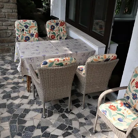 Váralja Ii. *